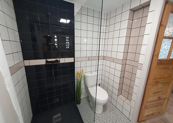 Pod Stromcem Czernica