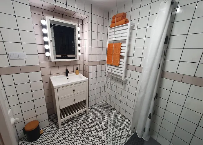 Pod Stromcem * Czernica